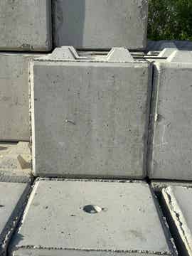 Bloc béton type lego 60x60x60cm
