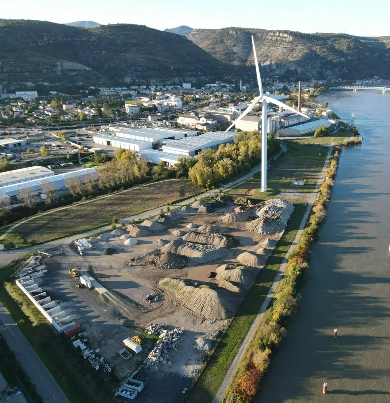 La plateforme RCA au bord du Rhône